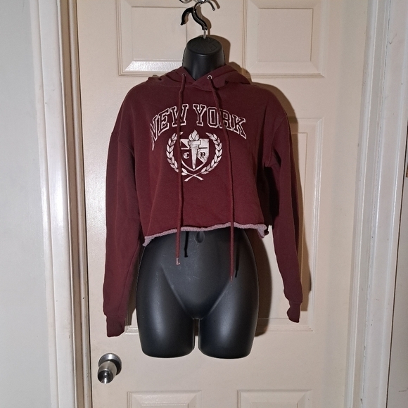 Wild fable cropped sweatshirt size small - Picture 1 of 5